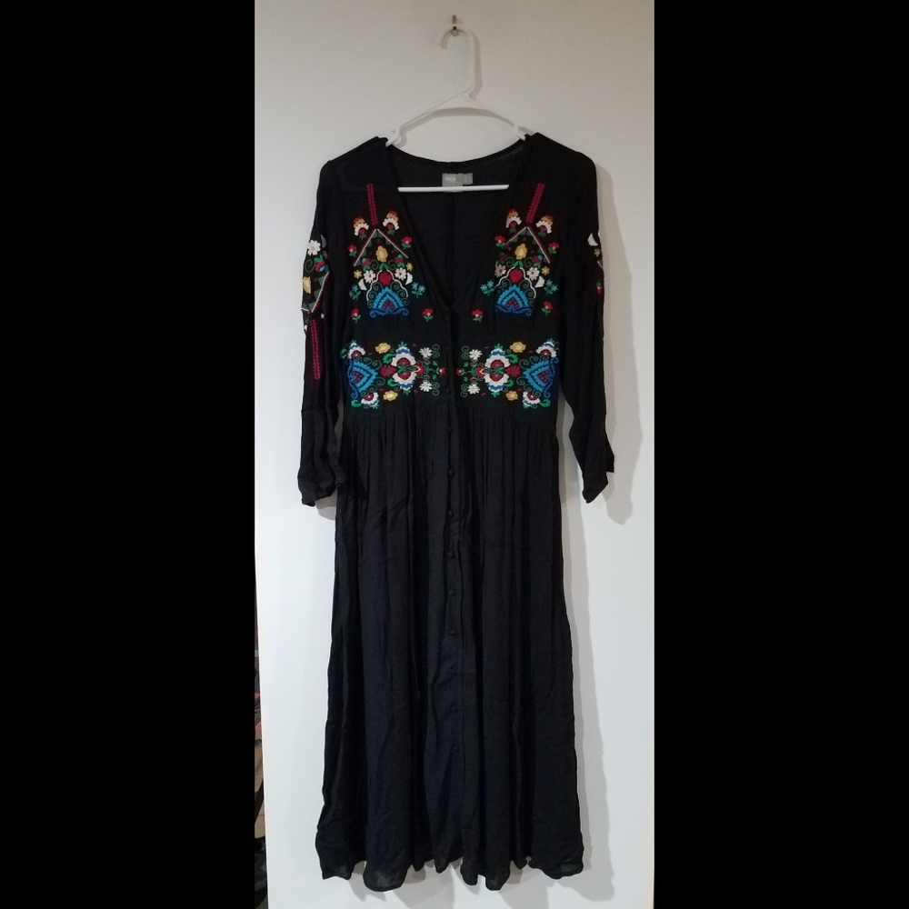 Embroidered midi dress - ASOS